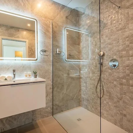 Luxury Haven At Dona Ana Residence, * Lagos